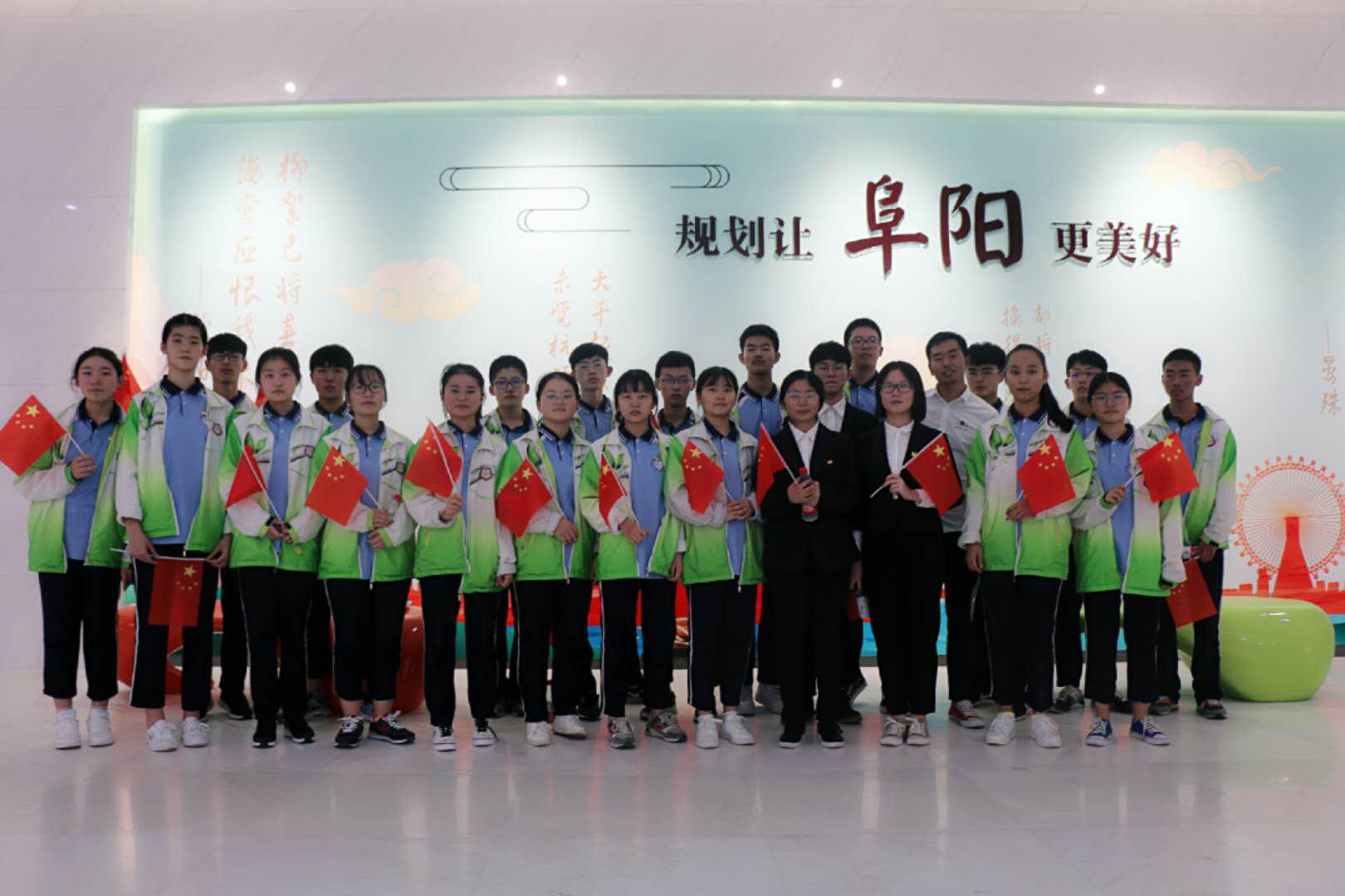 29175341_2.jpg